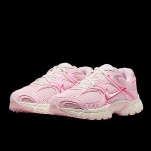 Nike V5 RNR Running Womens Pink Foam Pinksicle Sail